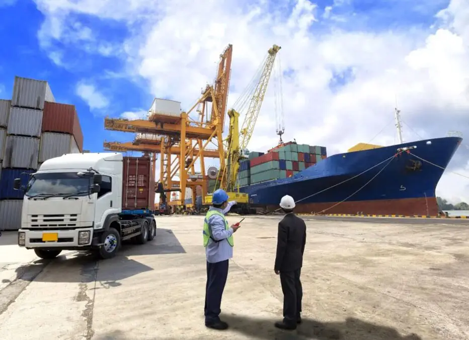 Forwarding & Logistics Services